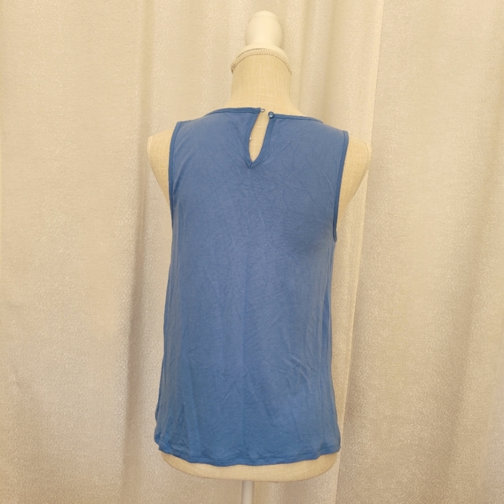 Elle Blouse - Picture 3 of 10